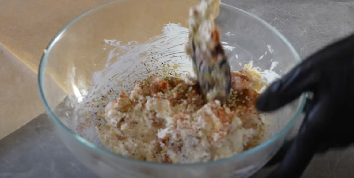 Пошаговый рецепт сырных шариков с беконом - шаг 6