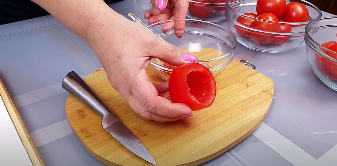 Рецепт фаршированных помидор - шаг 1