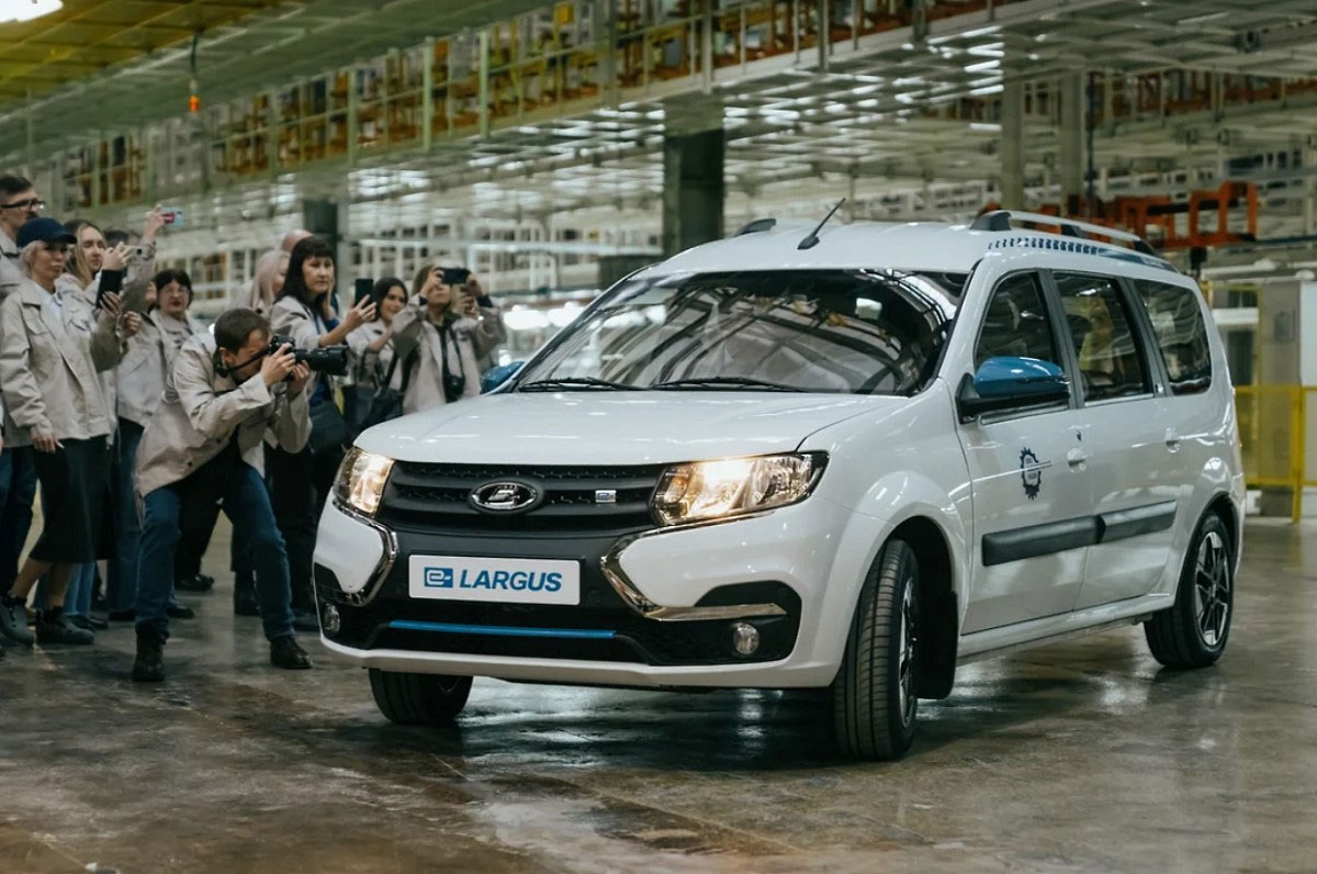 Lada Largus 2025