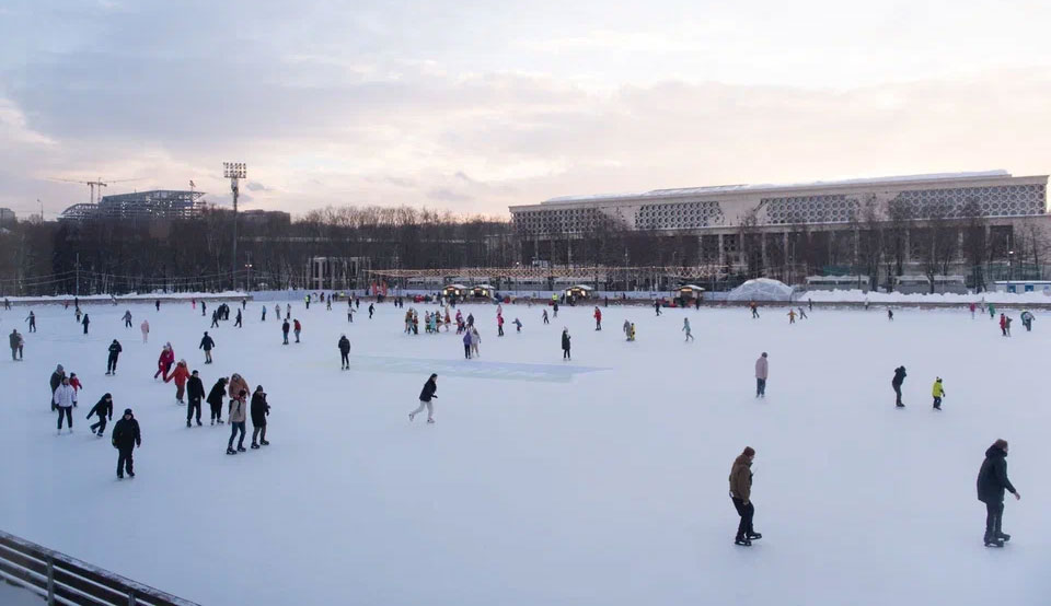 Каток в Лужниках